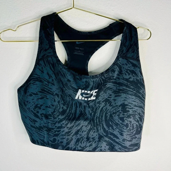 Nike Black and Gray Dry Fit Low Support Sports Bra Plus Size 1X - Picture 1 of 6